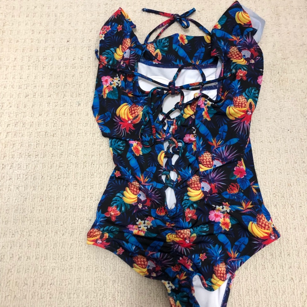 Tropical One-Piece! - Picture 2 of 5
